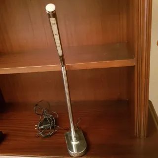 Lámpara LED estudio plateada