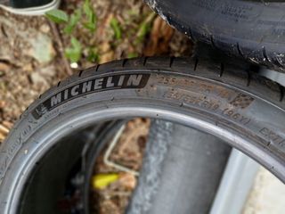 Neumático Michelin Pilot Sport 4 S 255/35ZR19