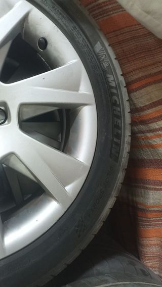 Llantas de Audi A5 (2011) 245/45 ZR 17 (99Y)