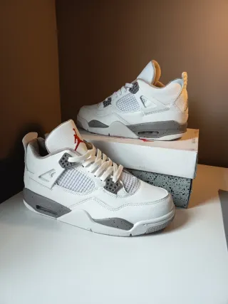 Jordan 4 Retro Oreo