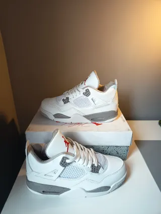 Jordan 4 Retro Oreo