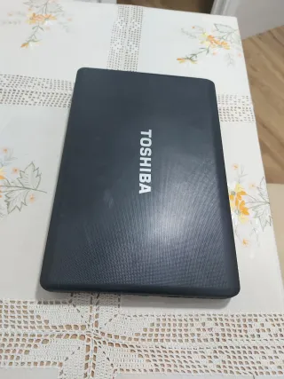 Portátil Toshiba Satellite Pro.C660-22x.  i3.Windo
