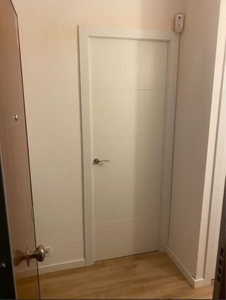 MONTAJE DE PUERTAS, TARIMA Y MUEBLES IKEA