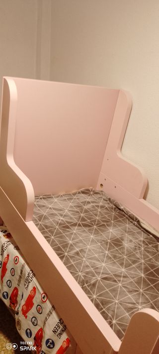 Cama infantil rosa