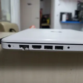 Portátil HP Blanco Ryzen 5
