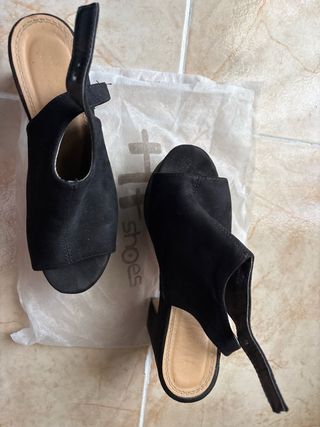 Zapatos de plataforma tacón negro