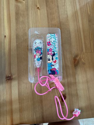Mandos Wii  Minnie Mouse y videojuegos