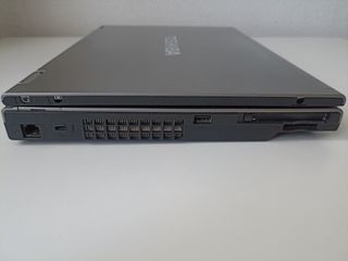 Toshiba Tecra M9 (falta fuente alimentación)