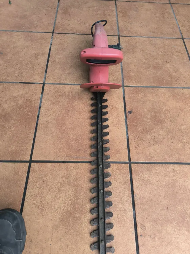 Corta setos iTools 450w 