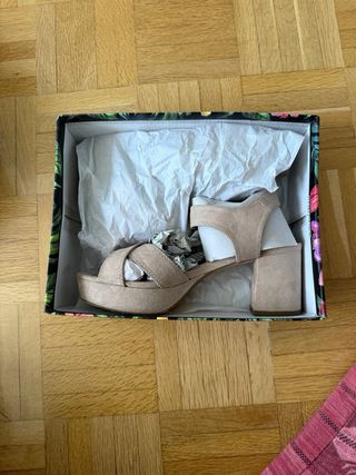 Sandalias de tacón rosa palo plataforma