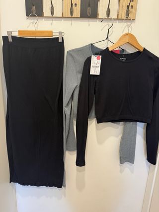 Conjunto falda y camiseta Lefties gris