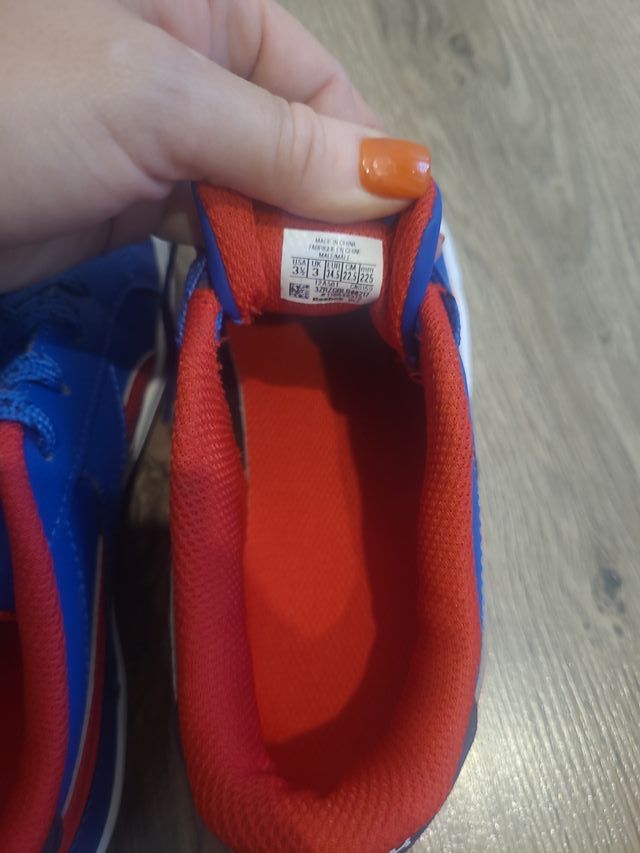 Zapatillas Reebok Azul y Rojo Talla 34,5