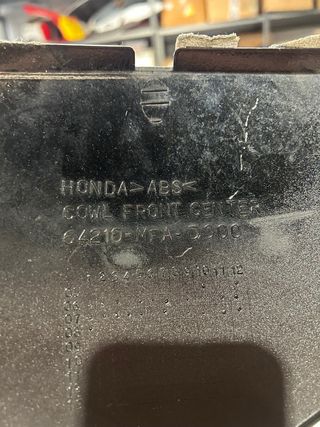 Carena Anteriore Honda CBF 1000 da Riparare