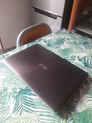 Computer ASUS i7 Argento/Nero