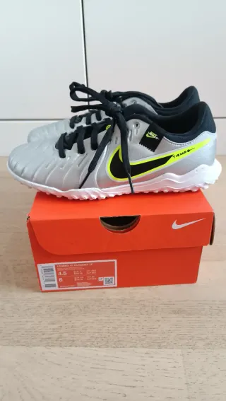 Nike Tiempo Legend 10 Academy TF Talla 36,5