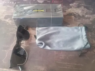 Gafas de sol Hawkers negras y plateadas