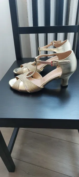 Scarpe da ballo latino oro