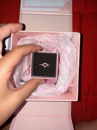 Anillo Pandora Corazón Rojo y Plata