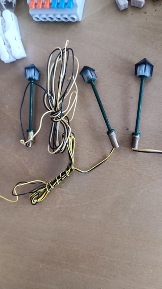 Treno H0: accessori per modellini, garage, lampioni, albero...