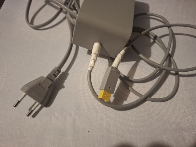 Nintendo Wii U Negra + juegos instalados 