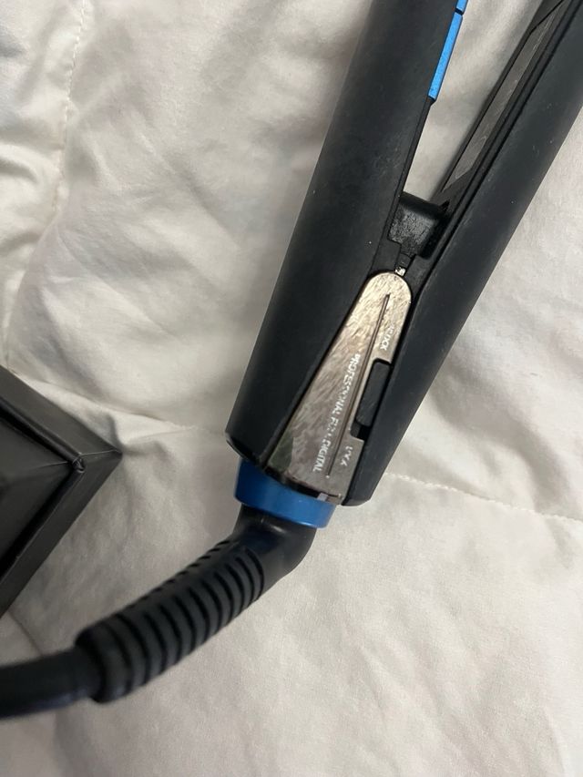 Plancha Pelo Luxury Diamond Blue Edition