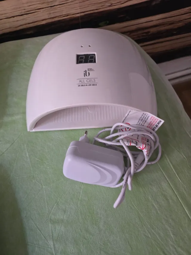 Lámpara UV LED iU secado de uñas
