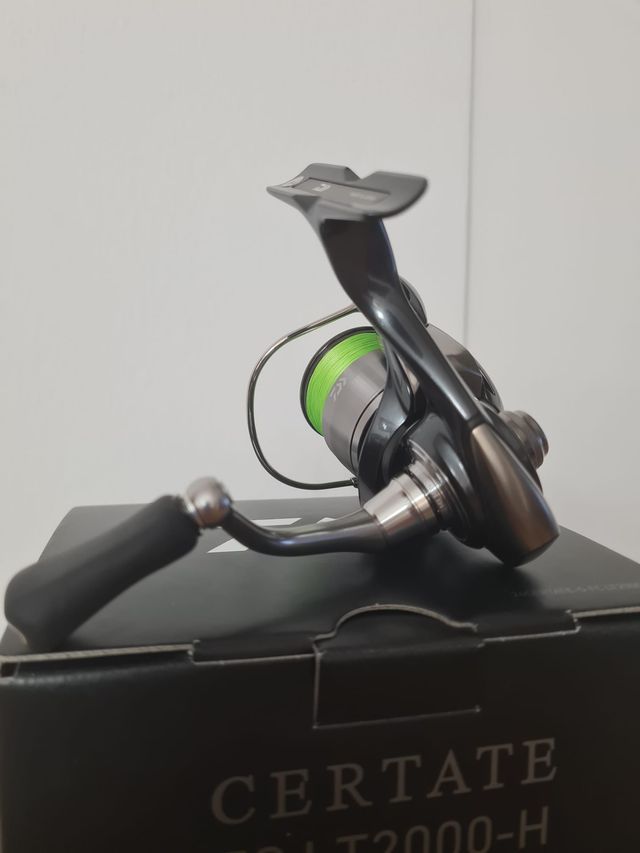 Carrete Daiwa Certate FC LT2000-H