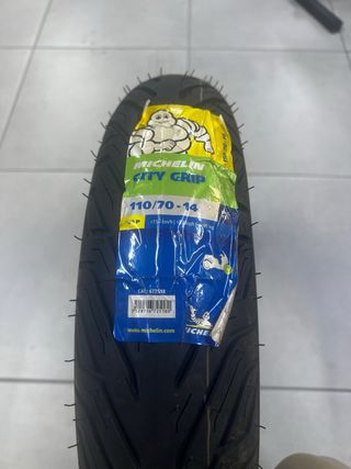 Neumático Michelin Scooter 110/70-14