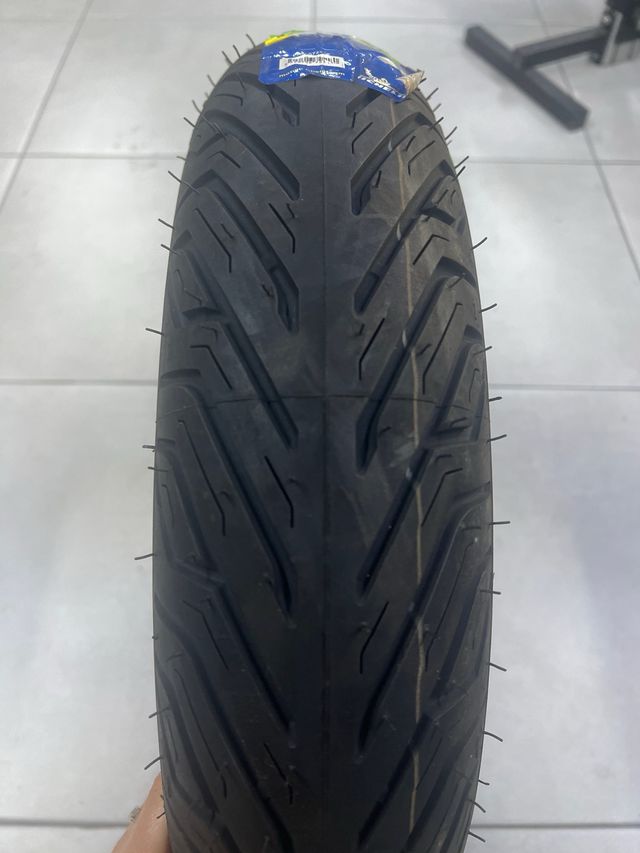 Neumático Michelin Scooter 110/70-14