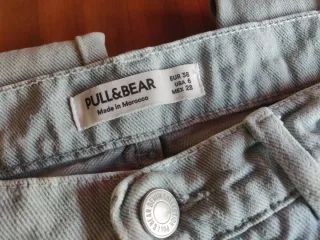 Pantalón Pull&Bear azul claritoTalla 38