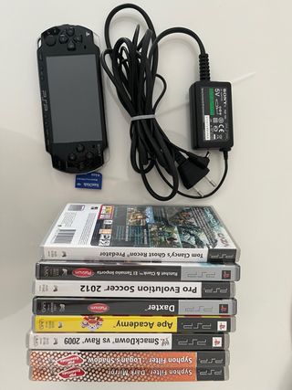 Pack 8 juegos PSP + PSP Negra + Cargador