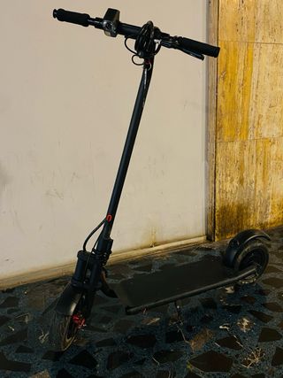 Patinete Eléctrico Negro