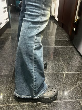 Crocs plataforma negros talla 40-41