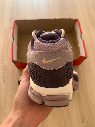 Nike Zoom Vomero 5 "Platinum Violet" (T. 42,5EU)