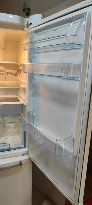 Nevera Combi Electrolux Blanca