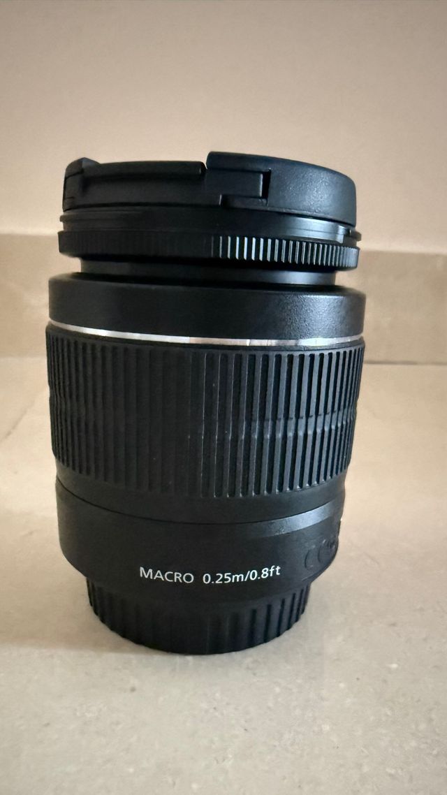 Obiettivo Canon EFS 18-55mm