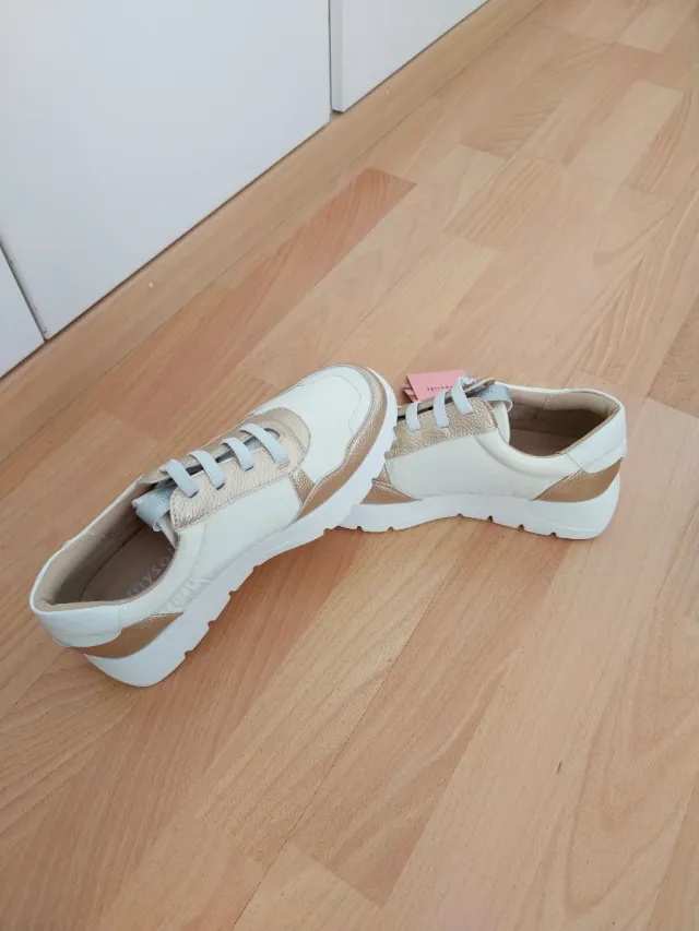 Zapatillas Mysoft blancas y doradas n. 38