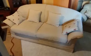 Pareja de sofás de tela beige