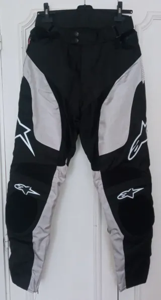 Pantalón Moto Talla L Nuevo a estrenar 