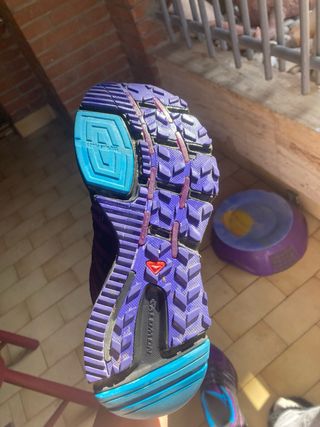 Zapatillas Salomon Moradas Talla 38