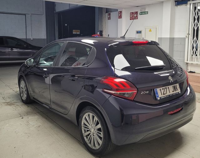 Peugeot 208 2017