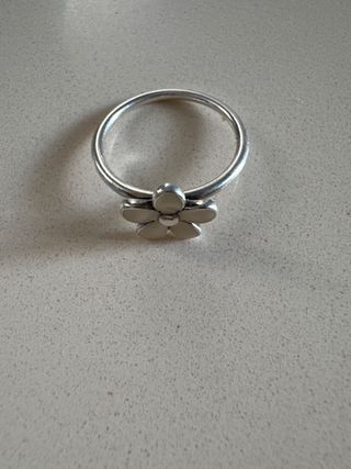 Anillo Pandora Flor Blanca Plata