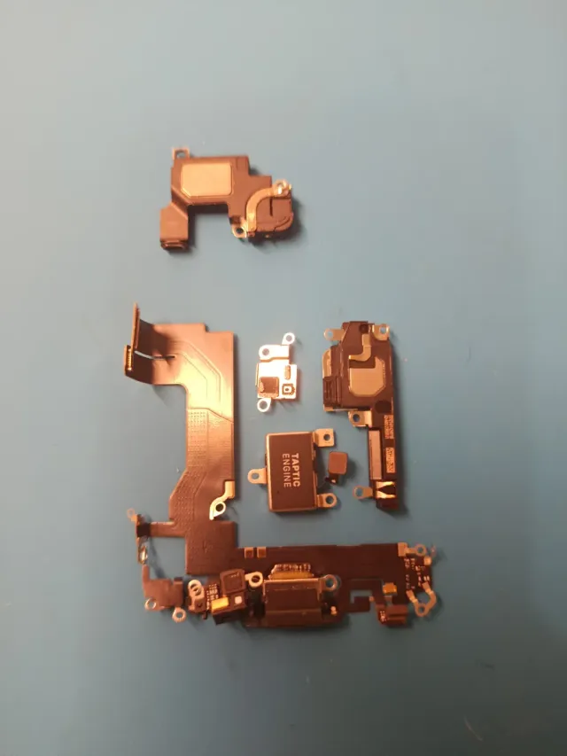 Mini porta di ricarica per iPhone 13