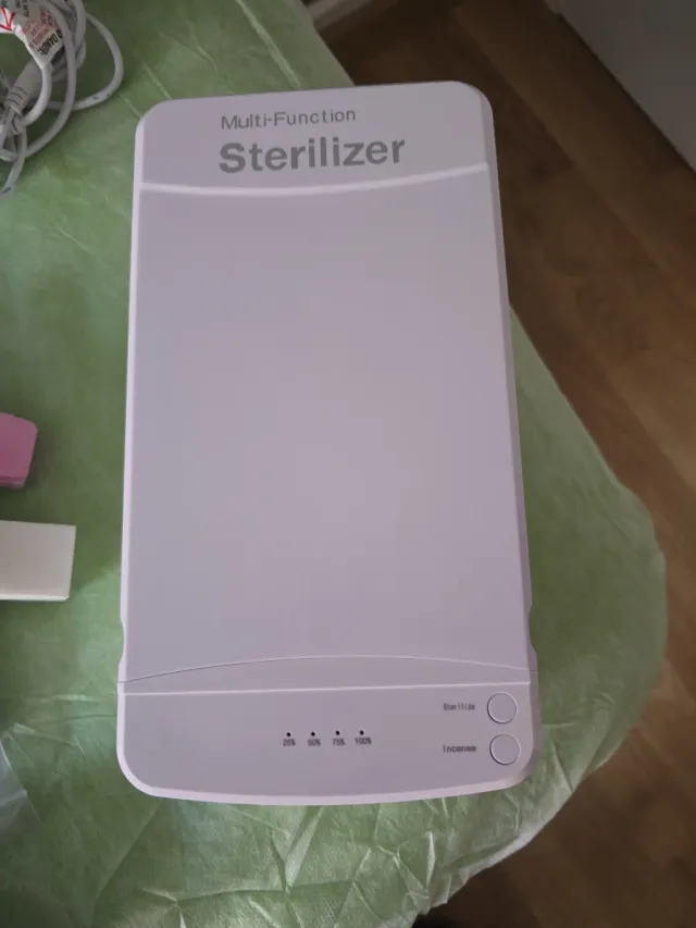 Esterilizador Multi-Función para Utensilios de uña