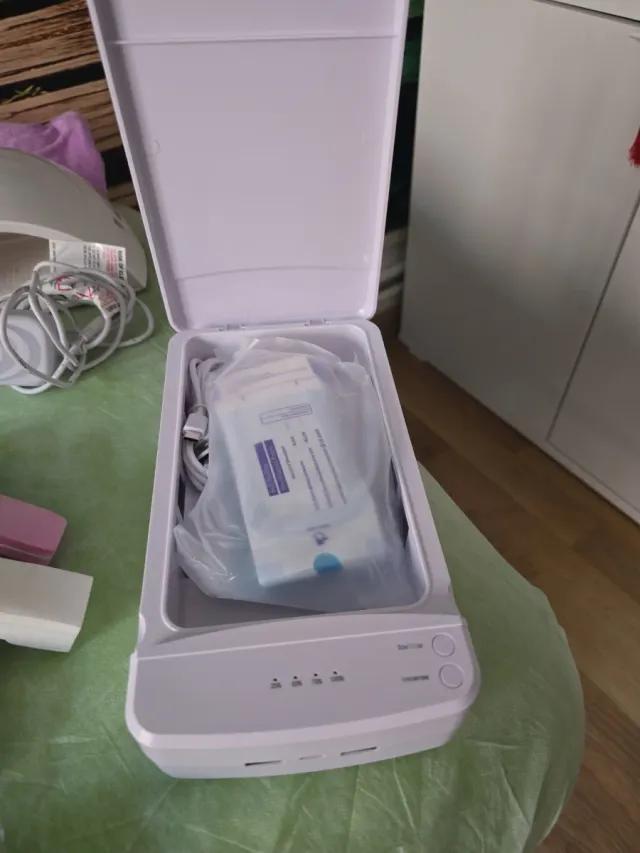 Esterilizador Multi-Función para Utensilios de uña