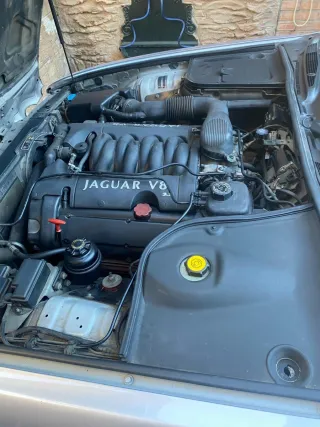 Jaguar XJ V8 2001