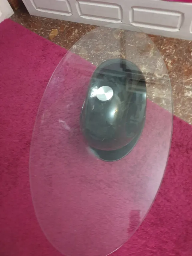 Mesa centro cristal y madera negra medida 110 ×60