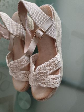 Cuñas ALTA MODA crochet beige t.40