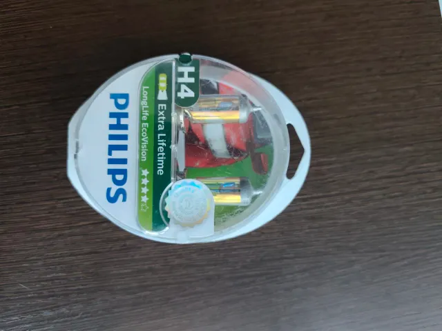 Bombillas H4 Philips Extra Lifetime NUEVAS