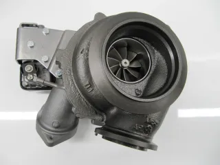 Turbo híbrido BMW 530d Garrett 758351 para 400CV